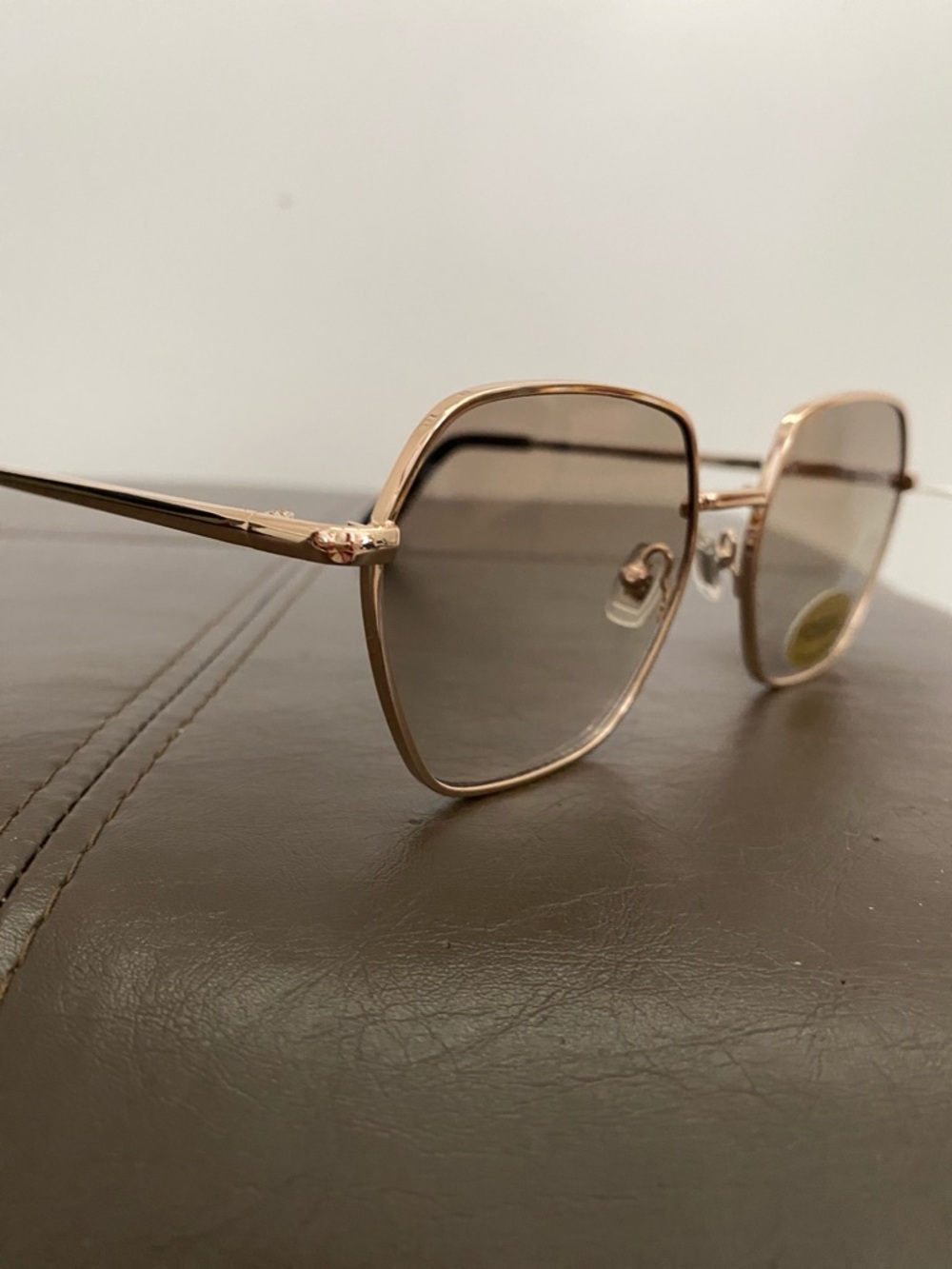 $74 msrp nwt Fossil square frame sunglasses